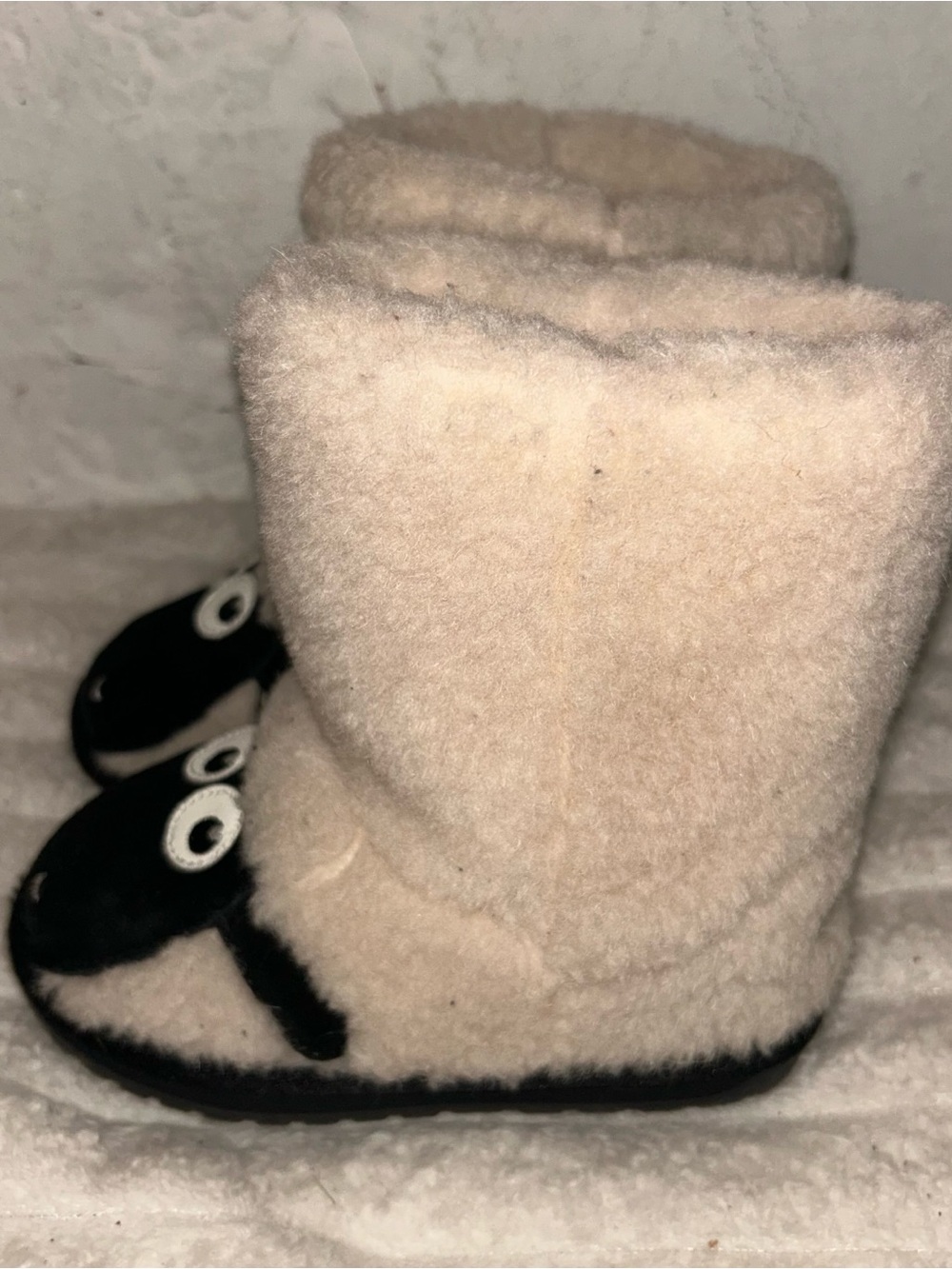 Emu Australia shaun the sheep merino wool slippers kids sheep booties - Picture 3 of 7